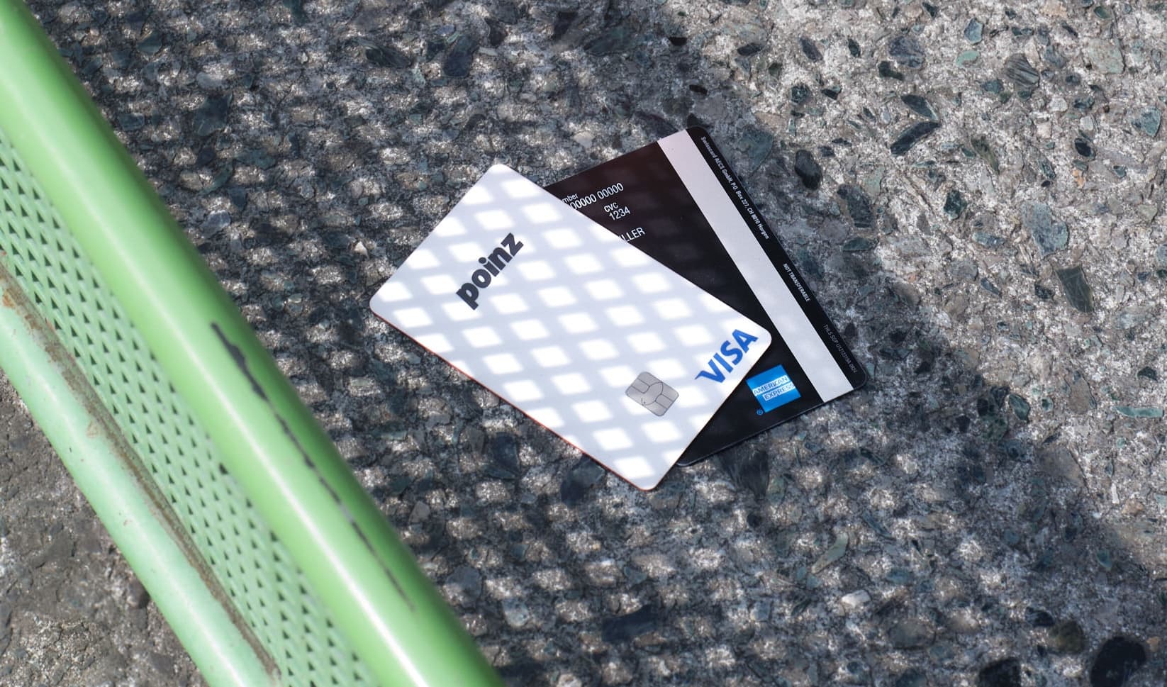 Des francs suisses directement sur ton compte.